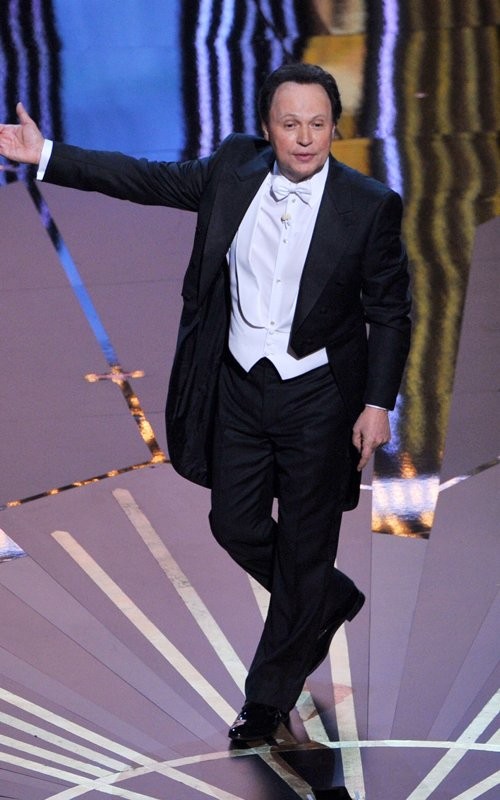 Dưới dự dẫn dắt của Billy Crystal-cha đẻ của các lễ trao giải, Oscar năm nay đạt được số người xem khá ấn tượng là 39,3 triệu khán giả, tăng 4% so với năm ngoái.
